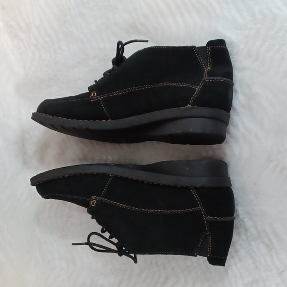 Clark\'s Men\'s Black Suede Low Cut Boots sz 11‎ M main image 4